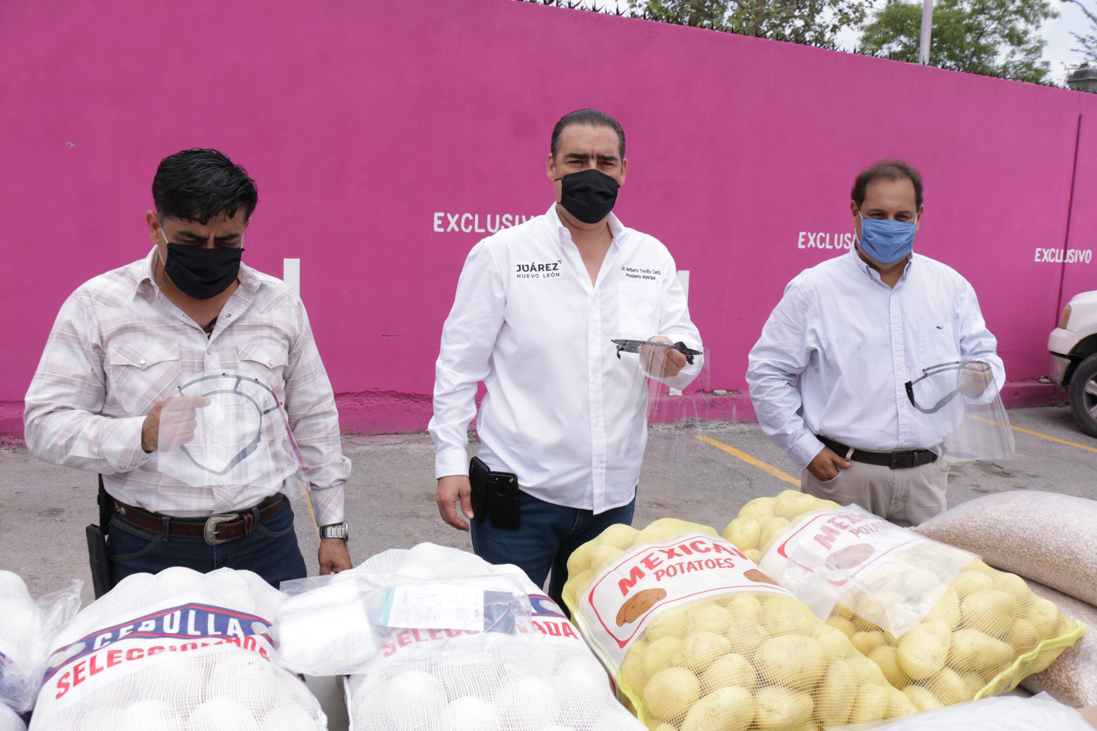 Recibe Dif Municipal De Juárez Donativo En Especie Secuencia Salud 0397
