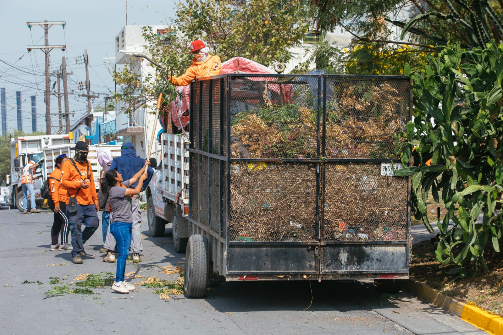 Llevan programa “Guadalupe Limpio” a la colonia Esmeralda